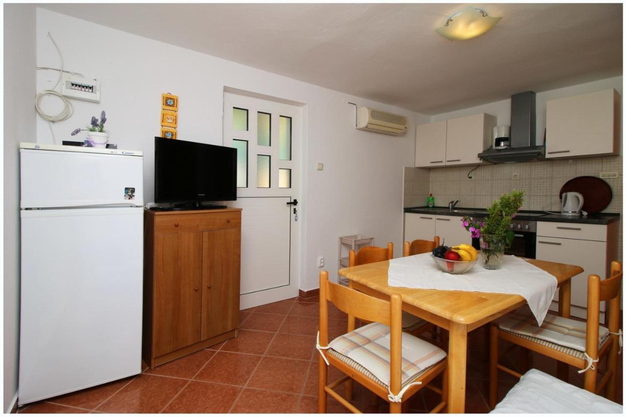 Apartments Elvi - Amazing Position & Parking Primošten Extérieur photo