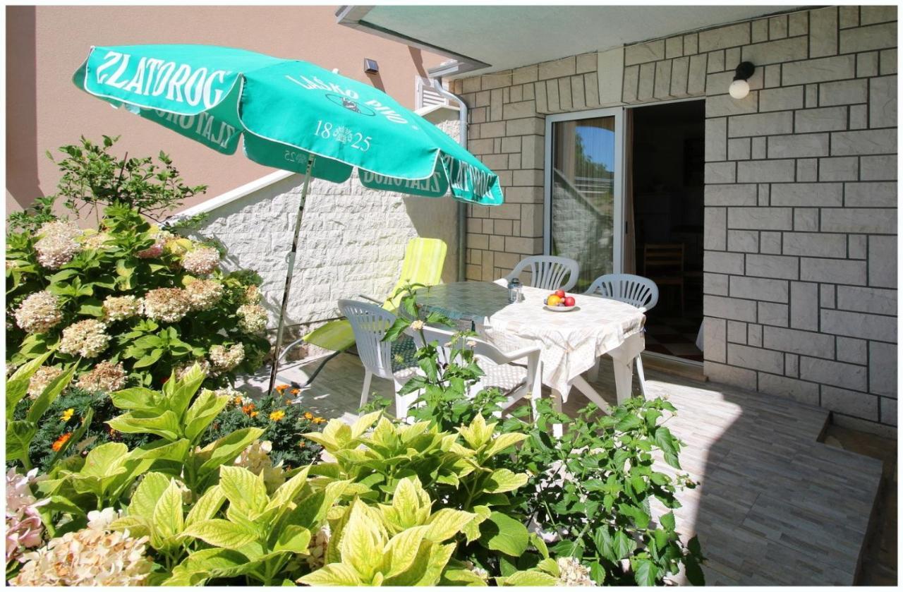 Apartments Elvi - Amazing Position & Parking Primošten Extérieur photo